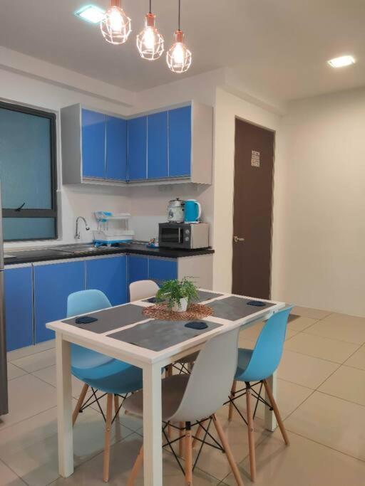 Luxurious Homestay 3Br With Pool Meru Ipoh 8 Pax Extérieur photo